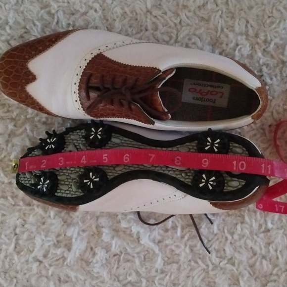 Footjoy Golf Shoes. - Picture 6 of 9